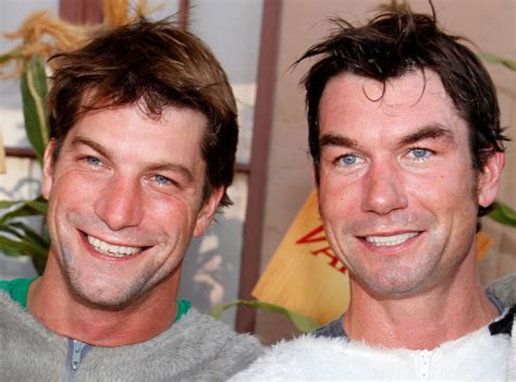 does jerry o'connell have a twin brother